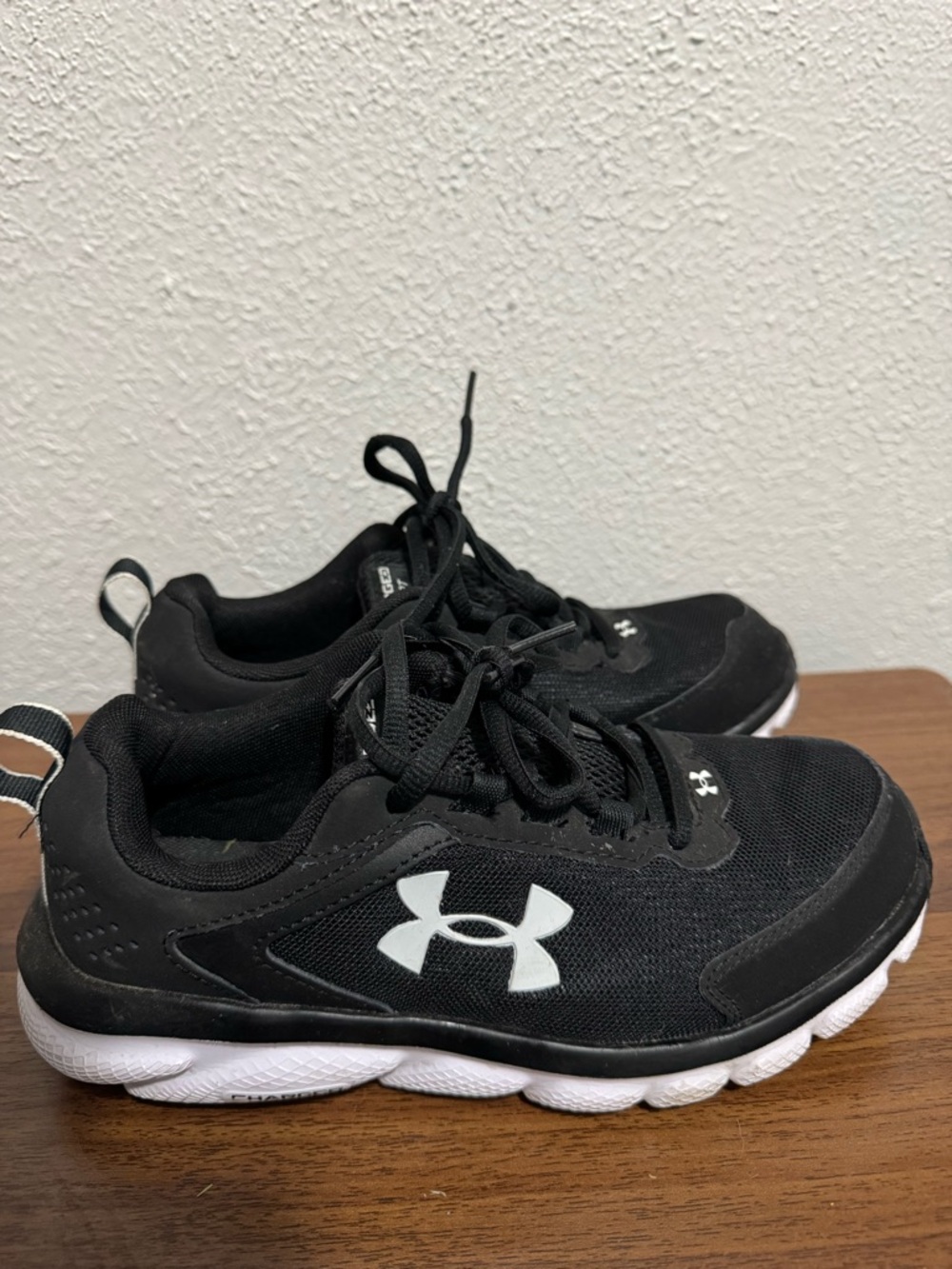 Under Armour Charged Assert 9 Running Sneakers